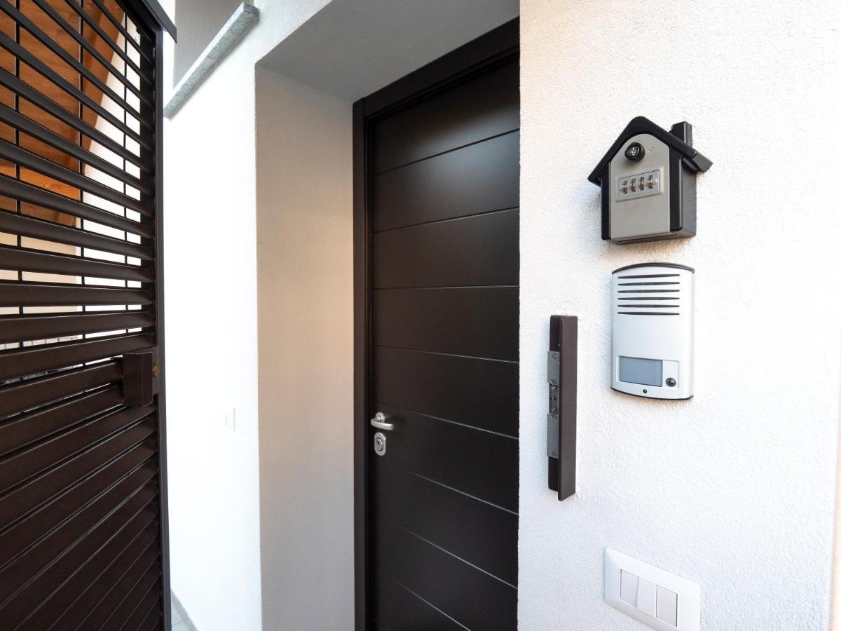 Bellano Holidays - Casa Artemio Экстерьер фото