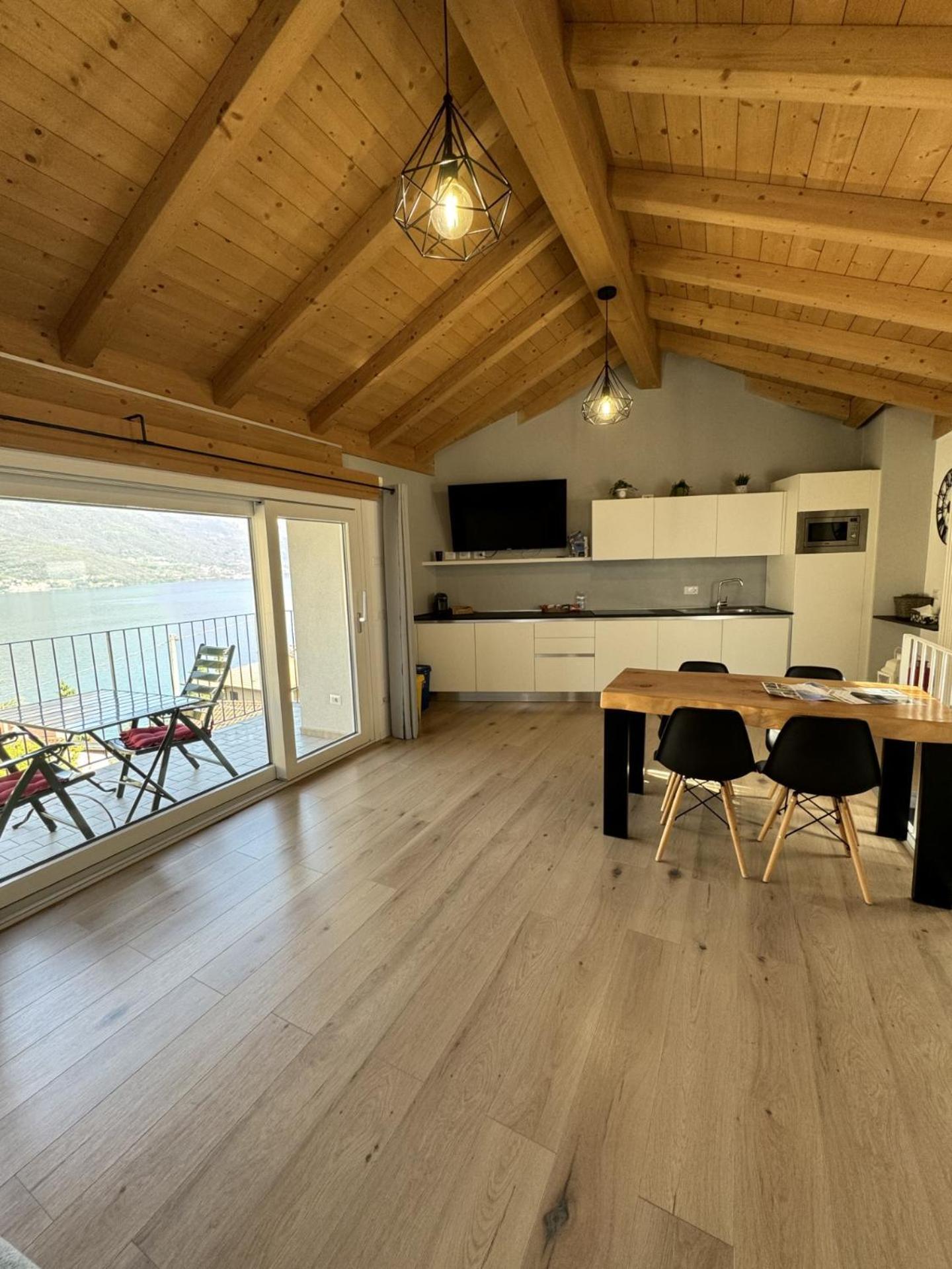 Bellano Holidays - Casa Artemio Экстерьер фото